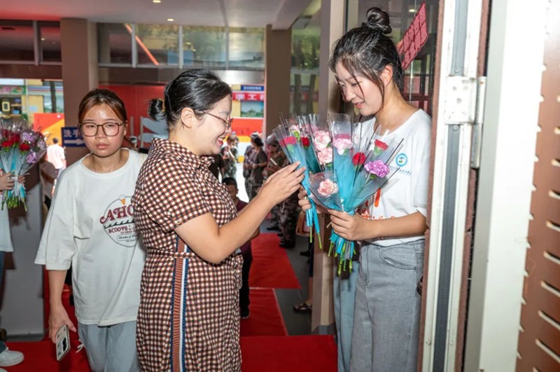 1728223382442065225.jpg 23.jpg